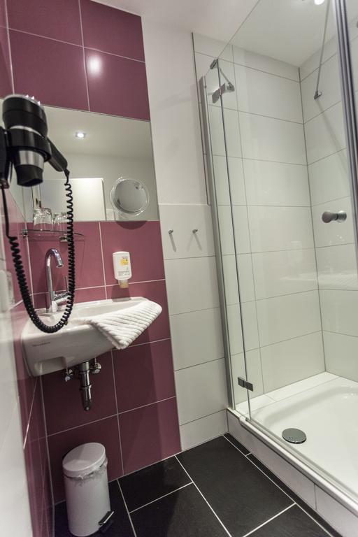 Hotel Fliegendes Klassenzimmer Bad Berleburg Esterno foto
