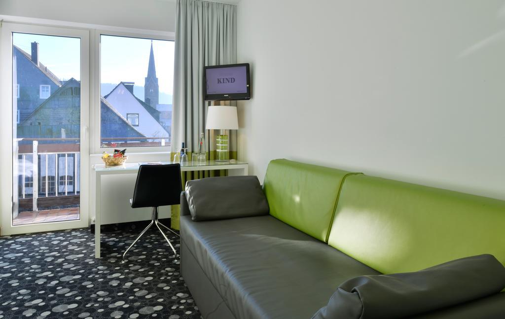 Hotel Fliegendes Klassenzimmer Bad Berleburg Esterno foto